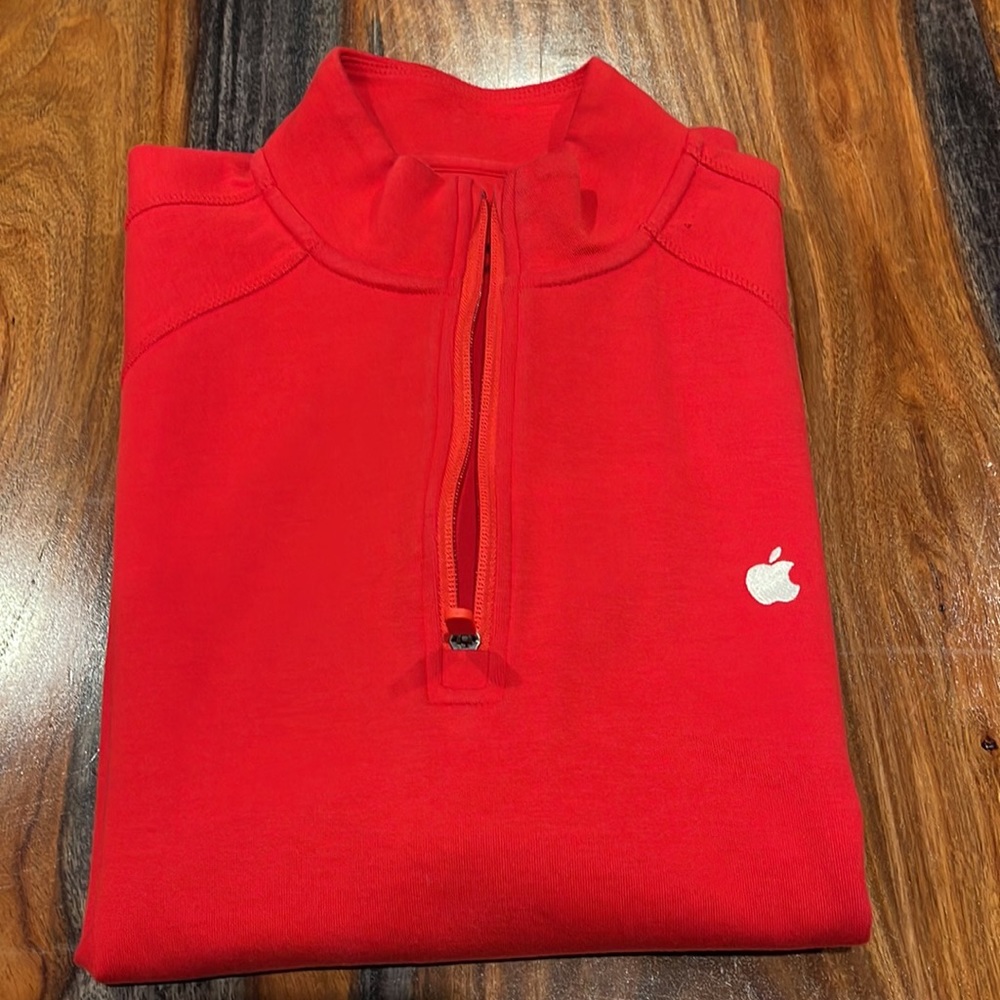 Apple Logo Beautiful Bright Red L/S Sweater. Great condition - Picture 1 of 8